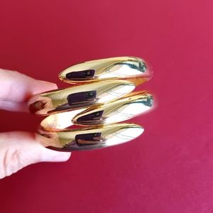 Vintage Gold Tone cuff bangle bracelet